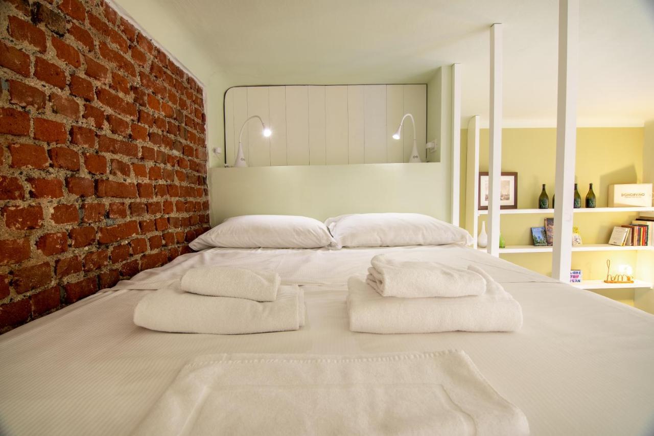 Soppalchino In Via Savona Appartement